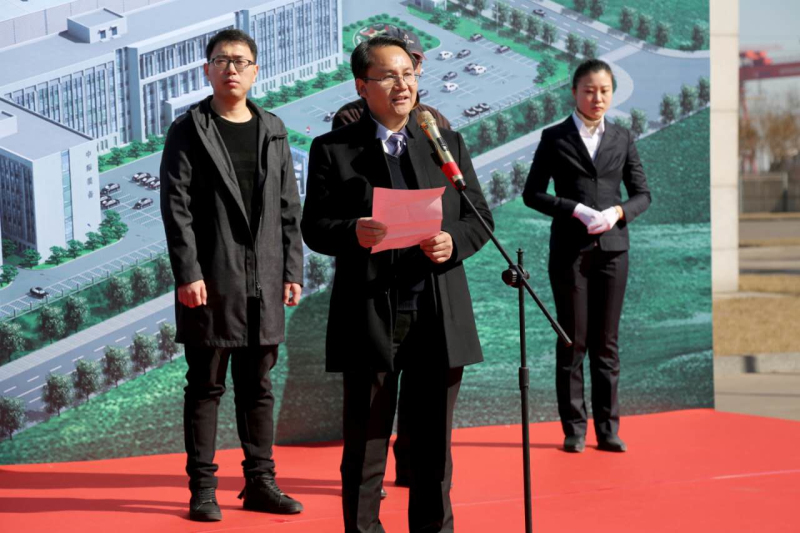 6-十一科技科技副院長(zhǎng)、十一能投總經(jīng)理余才志發(fā)表講話.jpg